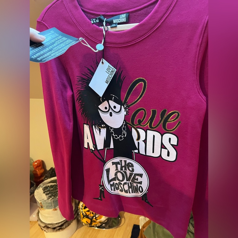 Love moschino sweater size 4